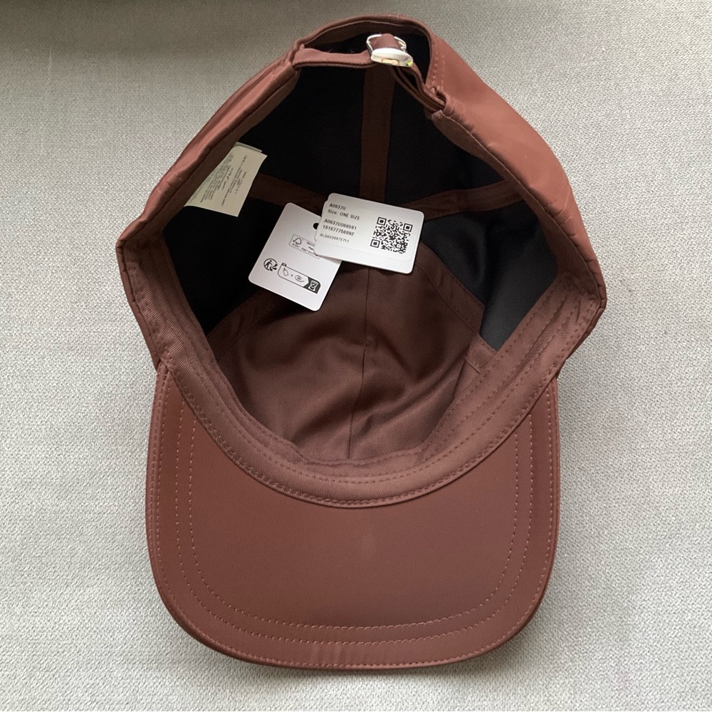 Alo Yoga Satin Off-Duty Cap Brownstone - Picture 7 of 8